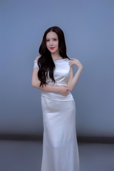 'Người kể chuyện tình': Ca sĩ N Ly hoạt động 10 năm vẫn chưa có thêm hit thứ 2