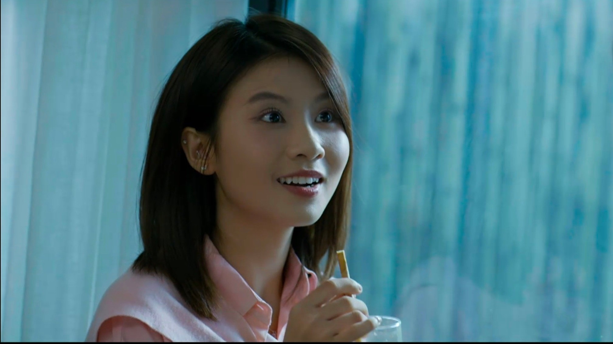 Từ kịch bản đến diễn xuất: Vì sao tập 16 'Gia đình trái dấu' khiến người xem khó chịu?