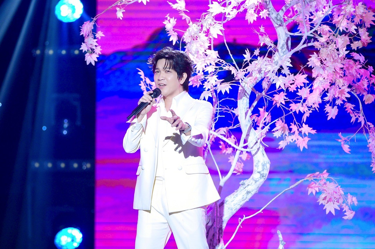 Hà Lam Anh, Châu Ngọc Hiếu, Trần Thủy Tiên mở màn 'Tỏa sáng sao đôi 2026' bằng loạt ca khúc hoành tráng, đa sắc màu