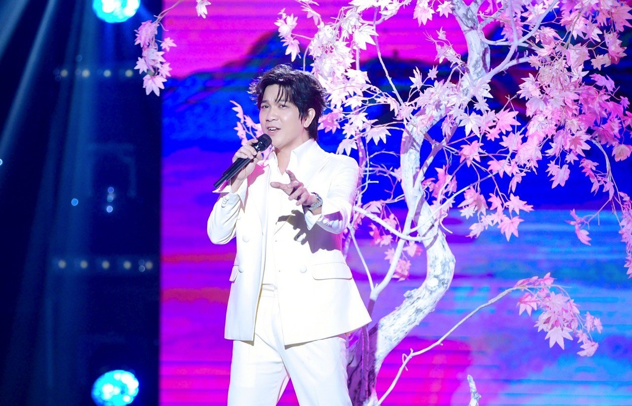 Hà Lam Anh, Châu Ngọc Hiếu, Trần Thủy Tiên mở màn 'Tỏa sáng sao đôi 2026' bằng loạt ca khúc hoành tráng, đa sắc màu