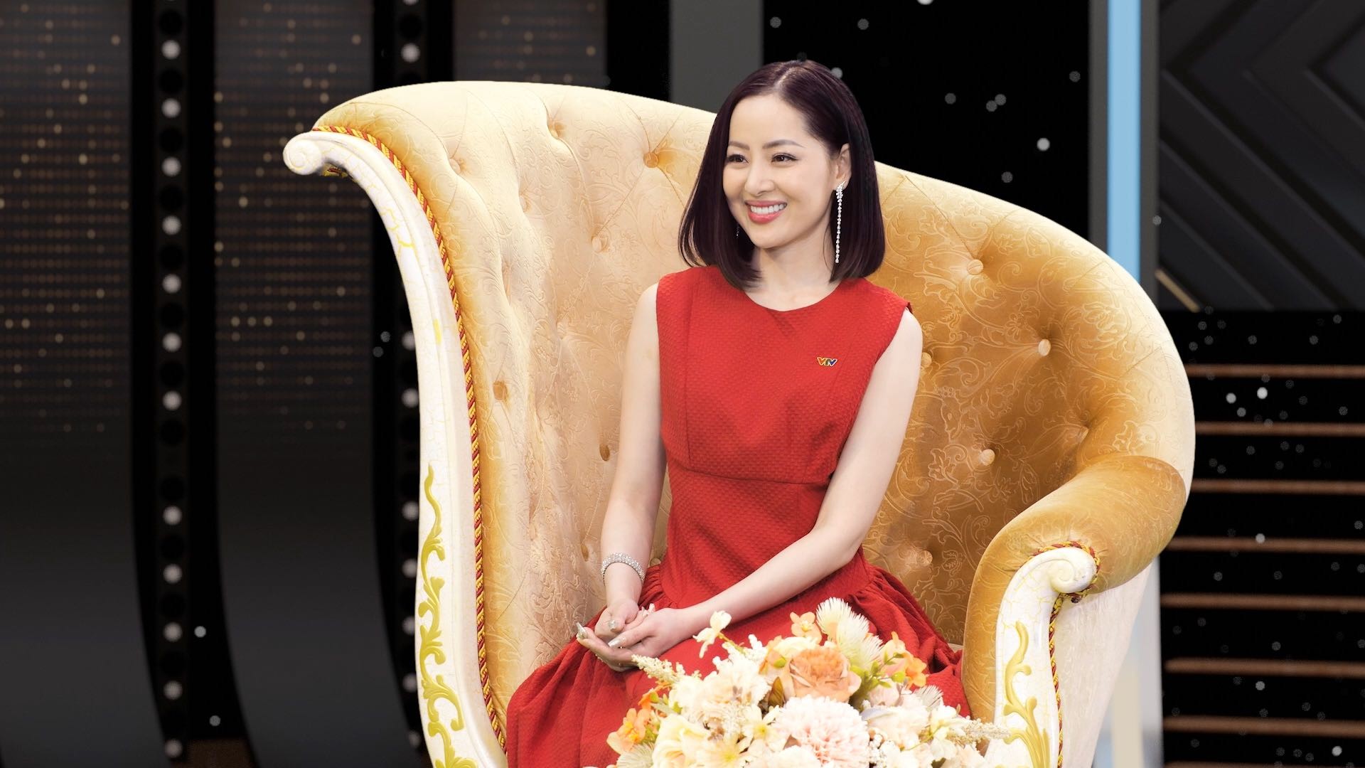 'Kỷ niệm thanh xuân': Chiếc 'đồng hồ may mắn' và bước ngoặt đưa Khánh Hoàng đến với Bolero