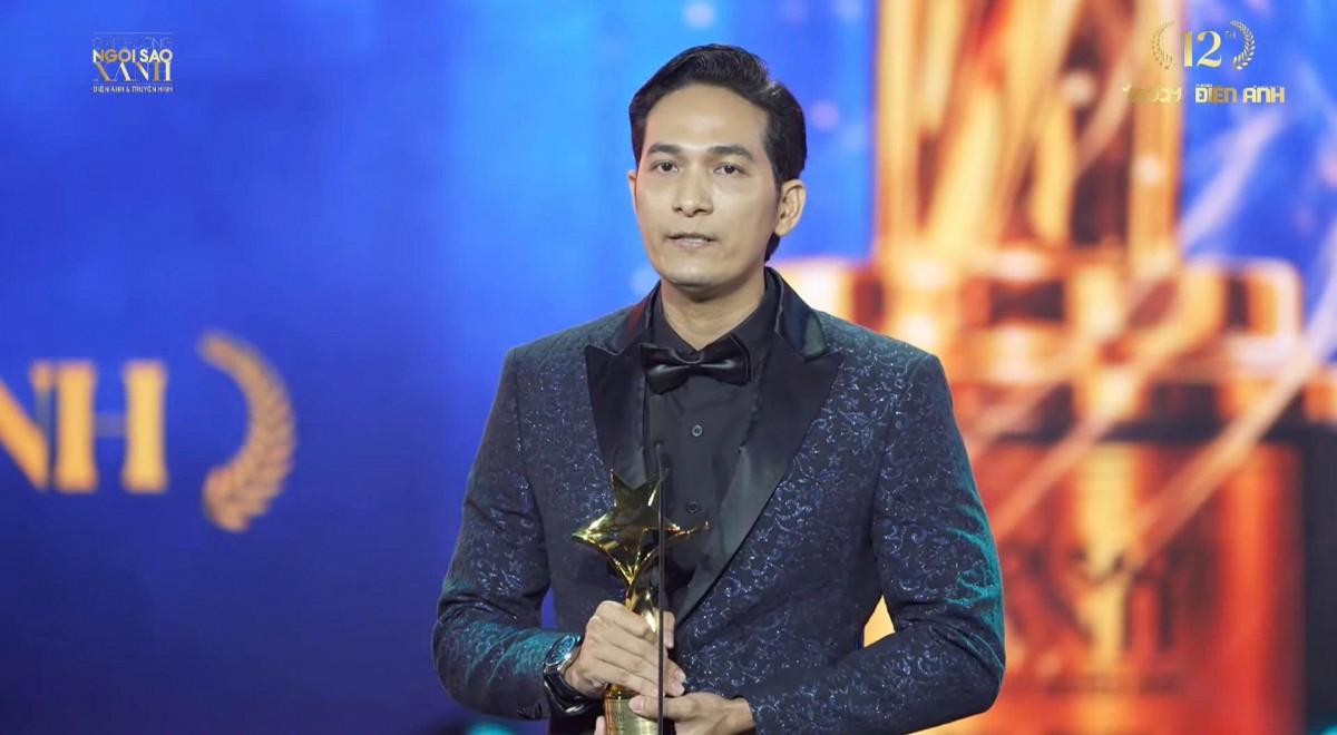 Live: Lễ trao giải Ngôi sao xanh lần thứ 12 - Giải thưởng Gương mặt Điện ảnh - Truyền hình hôm nay