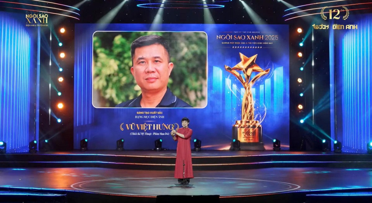 Live: Lễ trao giải Ngôi sao xanh lần thứ 12 - Giải thưởng Gương mặt Điện ảnh - Truyền hình hôm nay