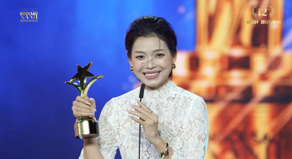 Live: Lễ trao giải Ngôi sao xanh lần thứ 12 - Giải thưởng Gương mặt Điện ảnh - Truyền hình hôm nay