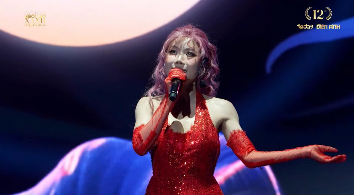 Live: Lễ trao giải Ngôi sao xanh lần thứ 12 - Giải thưởng Gương mặt Điện ảnh - Truyền hình hôm nay