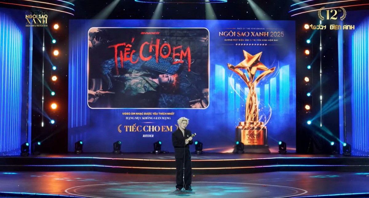 Live: Lễ trao giải Ngôi sao xanh lần thứ 12 - Giải thưởng Gương mặt Điện ảnh - Truyền hình hôm nay