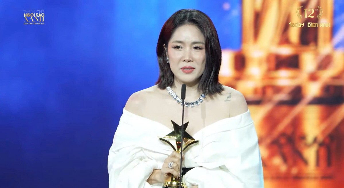 Live: Lễ trao giải Ngôi sao xanh lần thứ 12 - Giải thưởng Gương mặt Điện ảnh - Truyền hình hôm nay