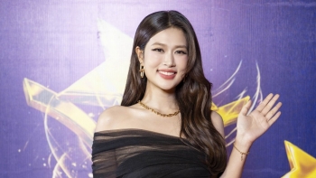 Dàn sao 'Mưa Đỏ', Việt Hương, Song Luân, Đoàn Thiên Ân,... dẫn đầu sức nóng thảm đỏ Ngôi Sao Xanh 2025