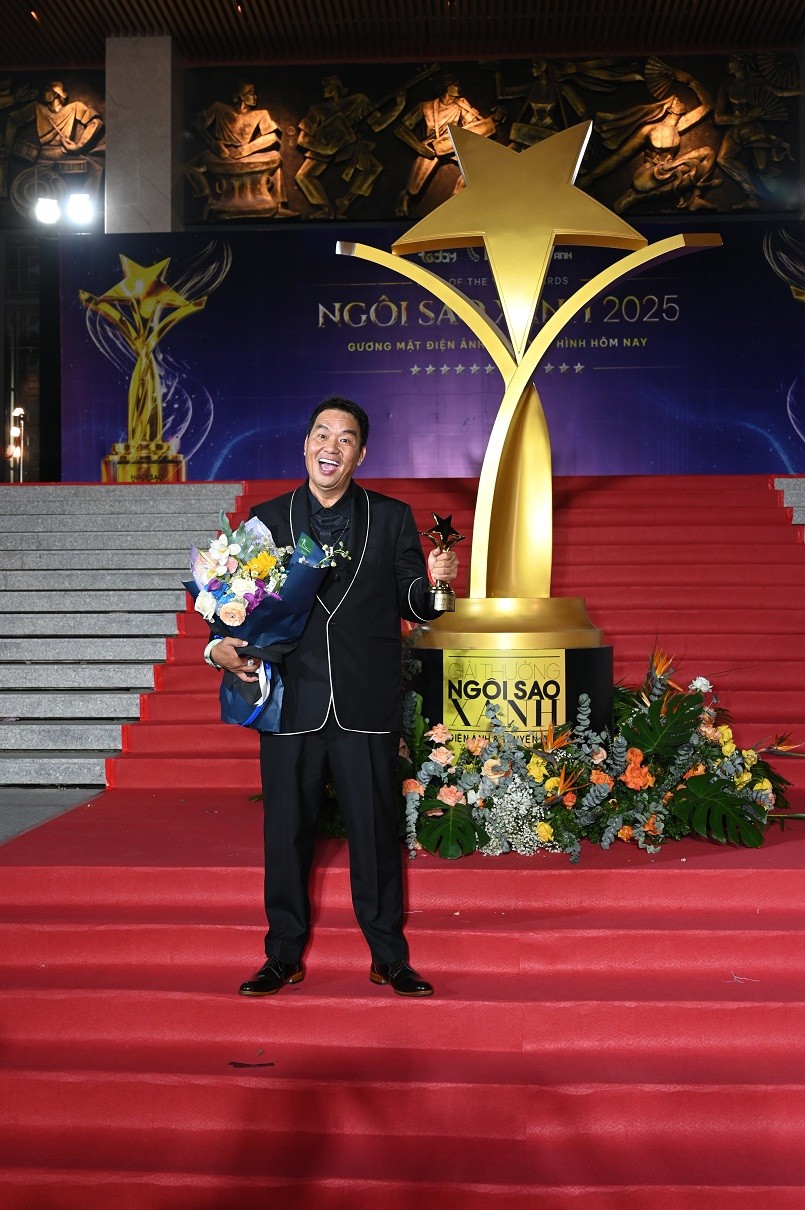 Đạo diễn Hoàng Mập nói gì về bộ phim 'Trà ma nữ' vừa được vinh danh 'Phim truyền hình được yêu thích nhất' tại Ngôi Sao Xanh lần thứ 12?