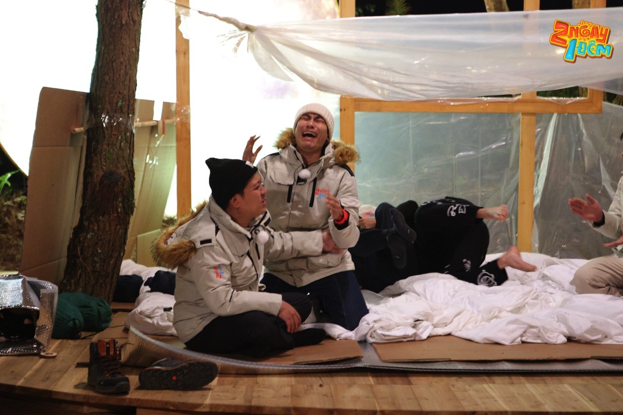 '2 ngày 1 đêm - Chuyện chưa kể': Kiều Minh Tuấn hoảng sợ bỏ nhiệm vụ giữa đường, bị Cris Phan hù cú chí mạng