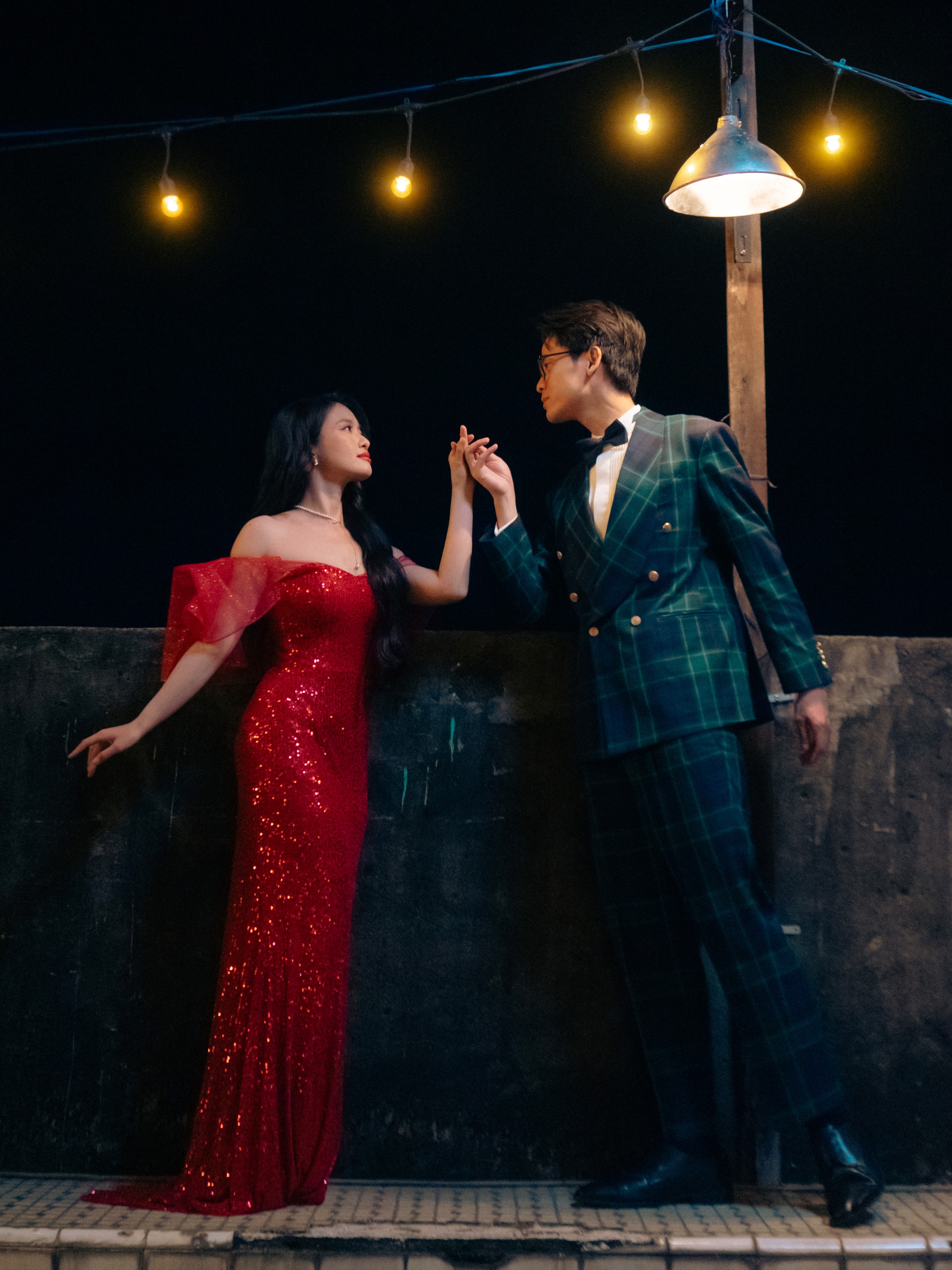 Chung Chí Công mang hơi thở Hollywood vào bộ phim 'Cảm ơn người đã thức cùng tôi'