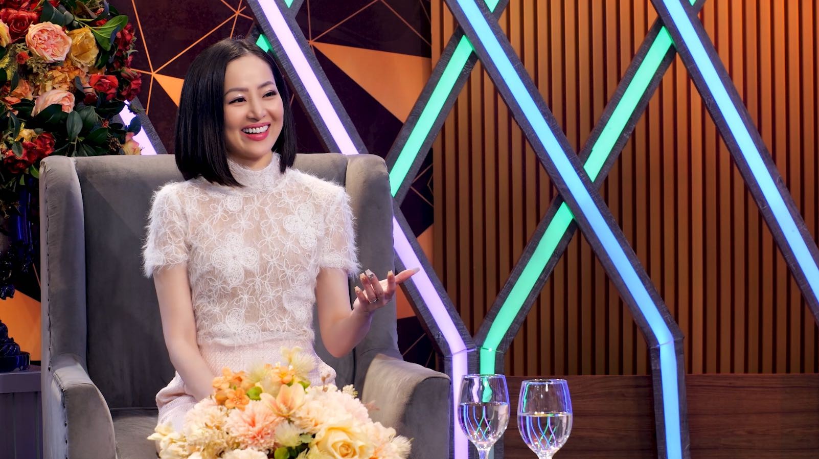 Huỳnh Ngân từng diễn kín lịch sân khấu kịch Sài Gòn, bật mí cách 'tách mình' với các nhân vật