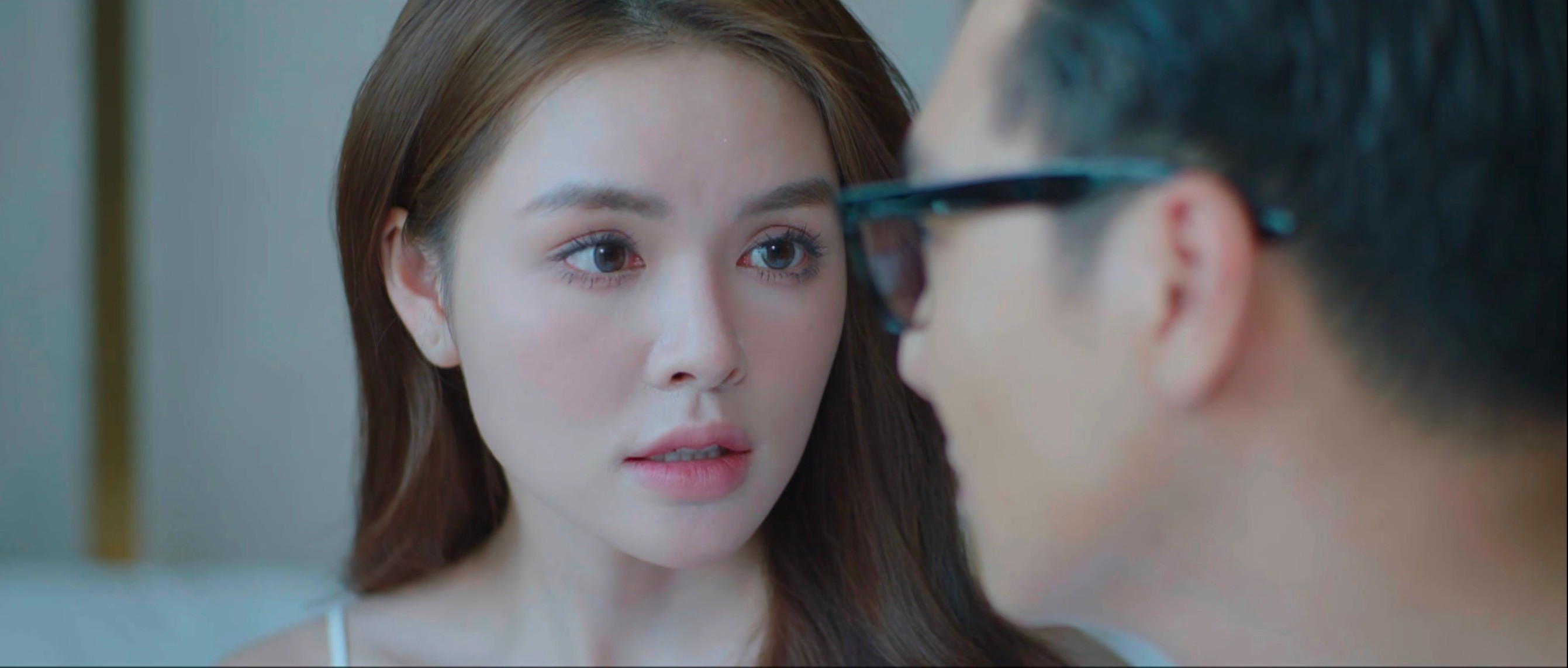 Cú bẻ lái trong tập 50 'Lằn ranh' và phản ứng bất ngờ từ nam chính Mạnh Trường