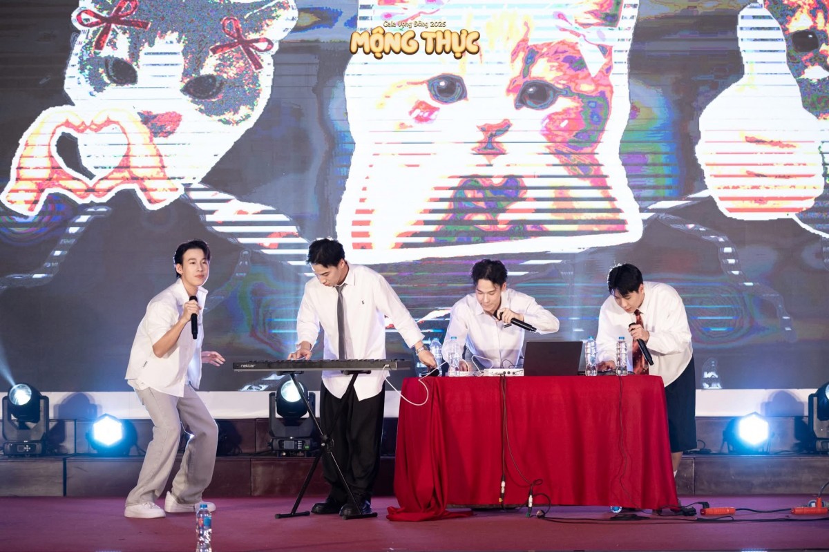 Duniverse thổi bùng sức trẻ trên sân khấu Gala Vọng Đông 2025: Mộng Thực