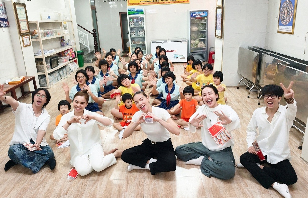 'Cho đi nhiều hơn': Hồ Ngọc Hà hội ngộ các tên tuổi đình đám trong màn kết hợp chấn động đầu năm 2026