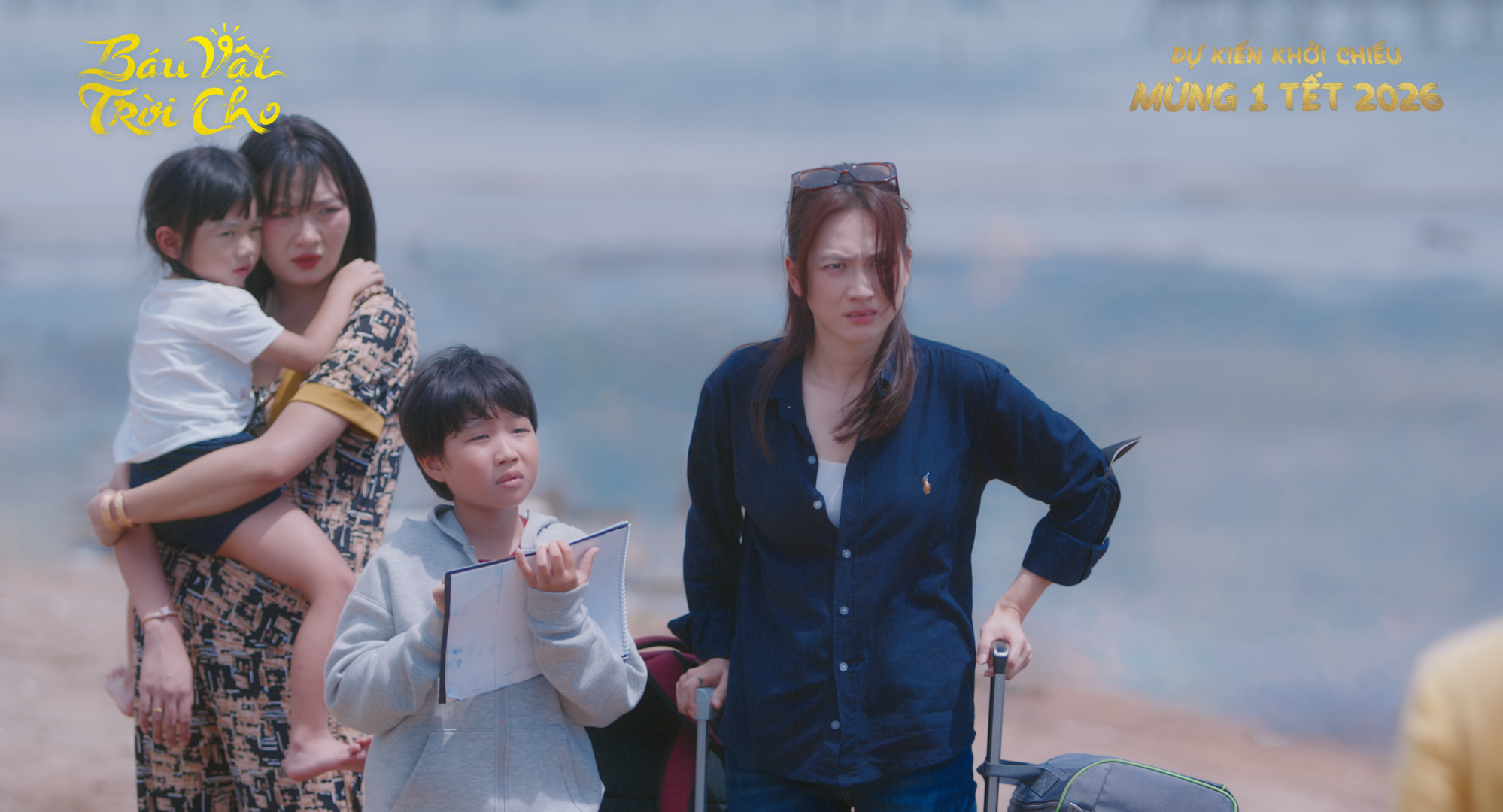 Làng chài rực rỡ trong phim Tết 2026 'Báu vật trời cho' lần đầu được giới thiệu