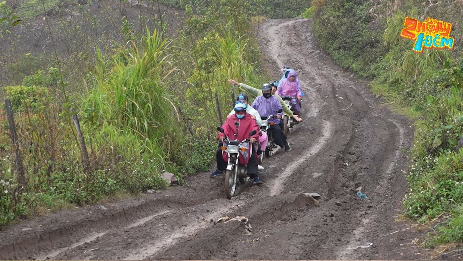 '2 ngày 1 đêm - Chuyện chưa kể': Kiều Minh Tuấn bật chế độ 'rối loạn ngôn ngữ', Hieuthuhai nhất quyết không muốn chung đội