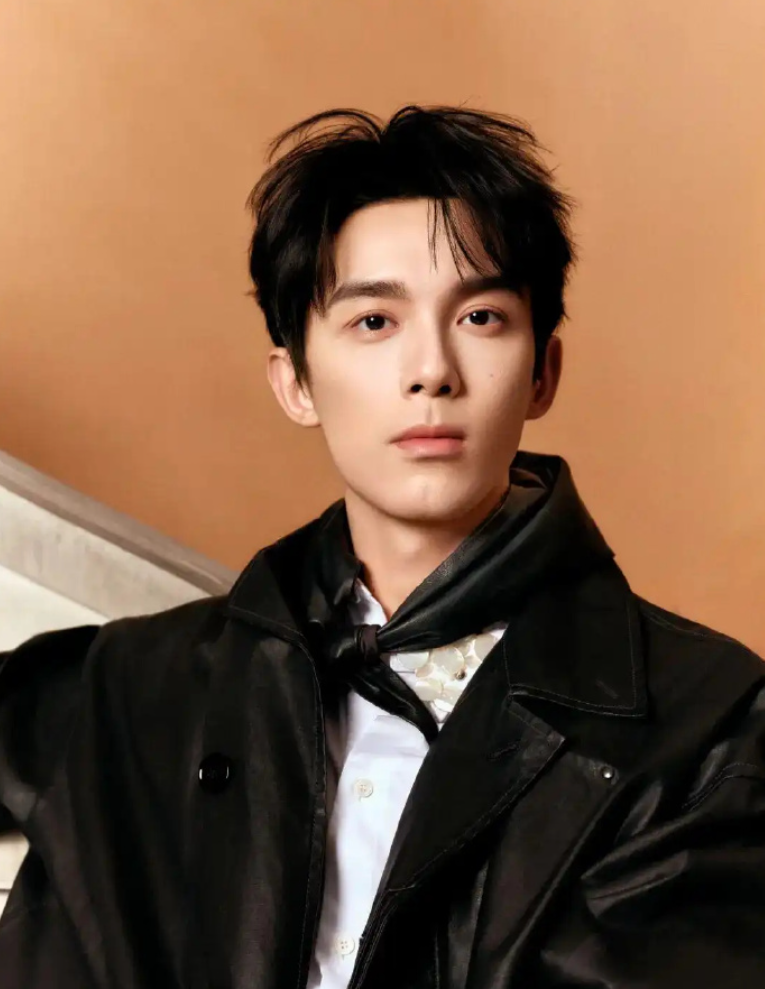 Hành động của Ngô Lỗi khi bị dọa rao bán ảnh nóng