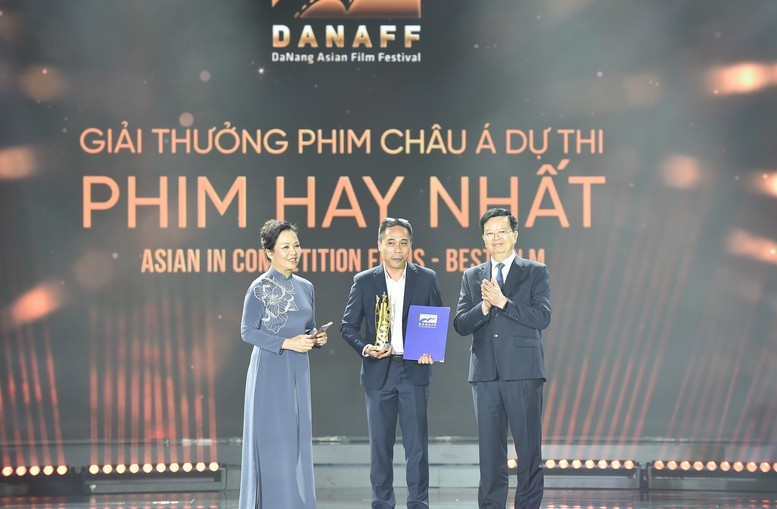 12 tháng nổi bật của điện ảnh Việt 2025