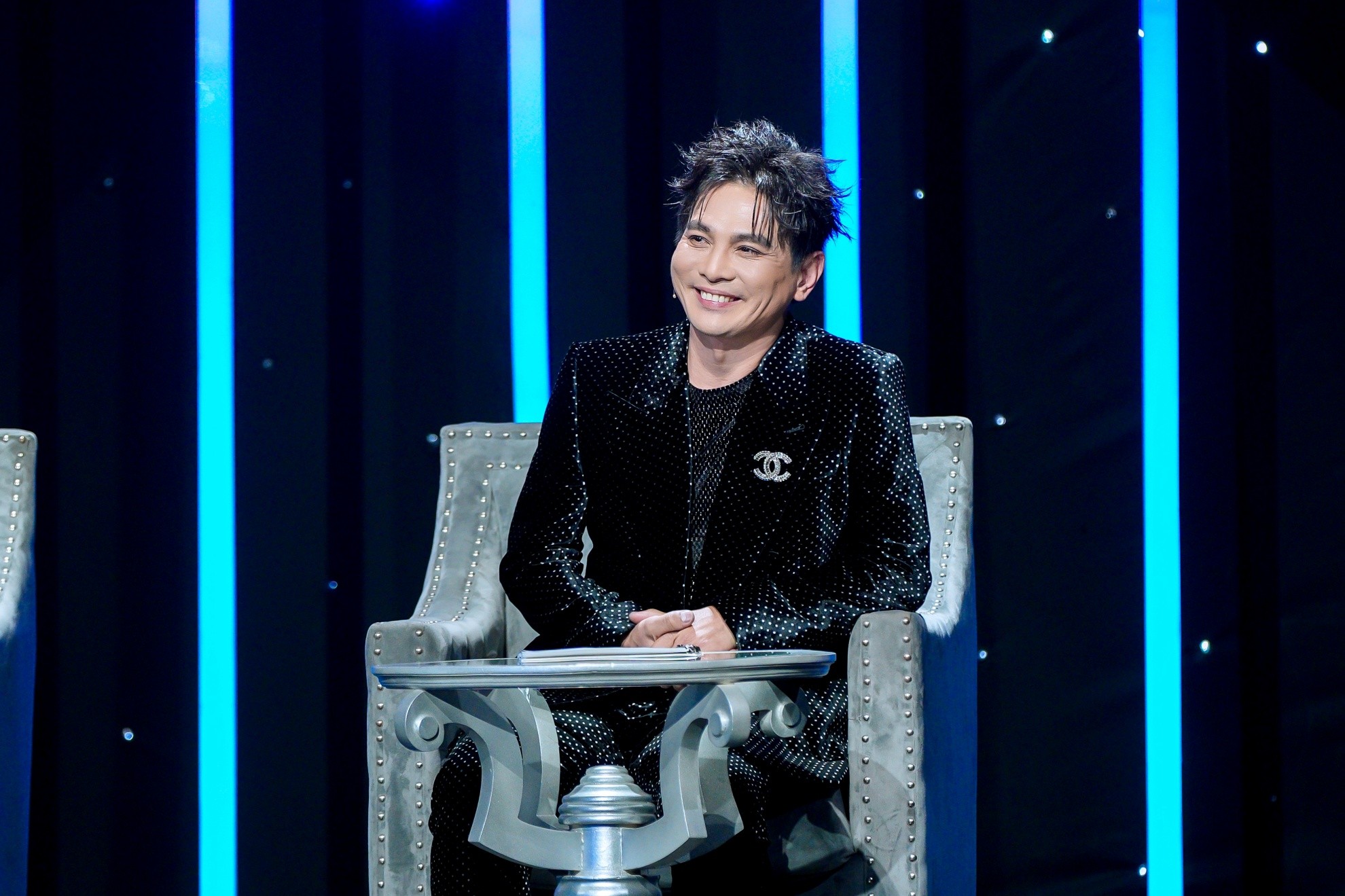 'Vua nhạc miền Tây' Lâm Hùng: Có những lúc tôi ngông, bất cần, đến lúc 'trầm' không ai bên cạnh!