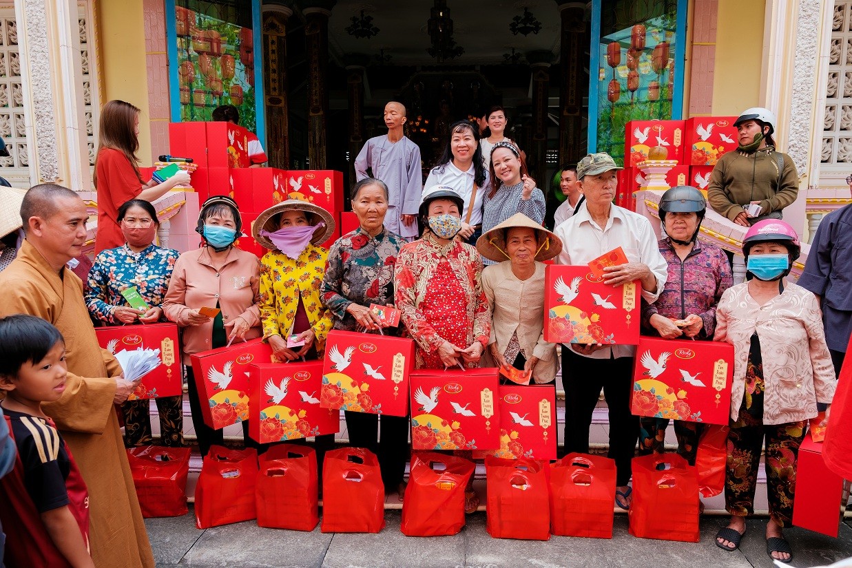 Hồ Ngọc Hà, Ngọc Linh và dàn nghệ sĩ lan tỏa thông điệp 'Cho đi nhiều hơn' tại Tây Ninh