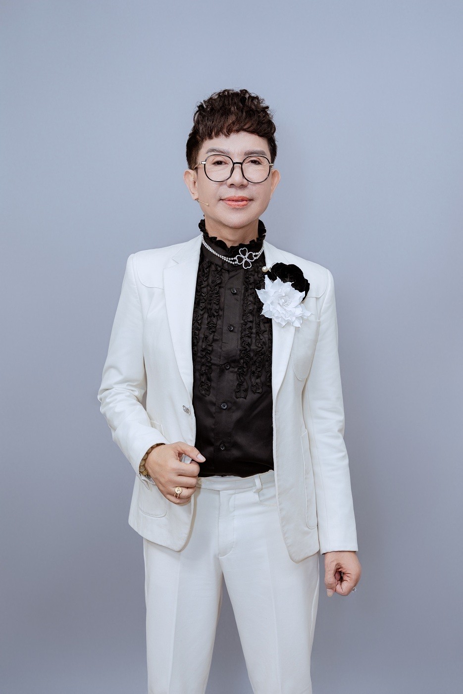 Ca sĩ Long Nhật: Tôi 'mặc kệ' khi bị đồn hết thời!