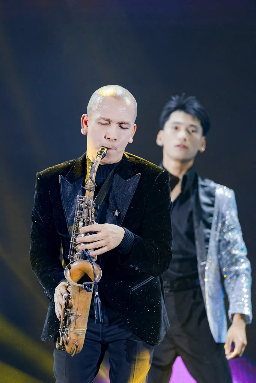 Saxophone Minh Tâm Bùi: Tiếng kèn kể chuyện bằng cảm xúc