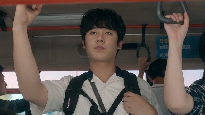 'Moving' trở lại với mùa 2 nhưng thiếu vắng nam chính