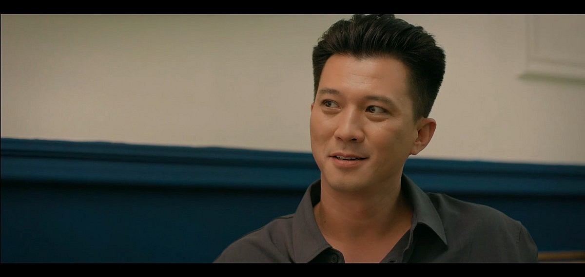 Hà Việt Dũng: Từ chàng trai Mường nghèo khó đến vai Tổng tài 'sốt rần rần'