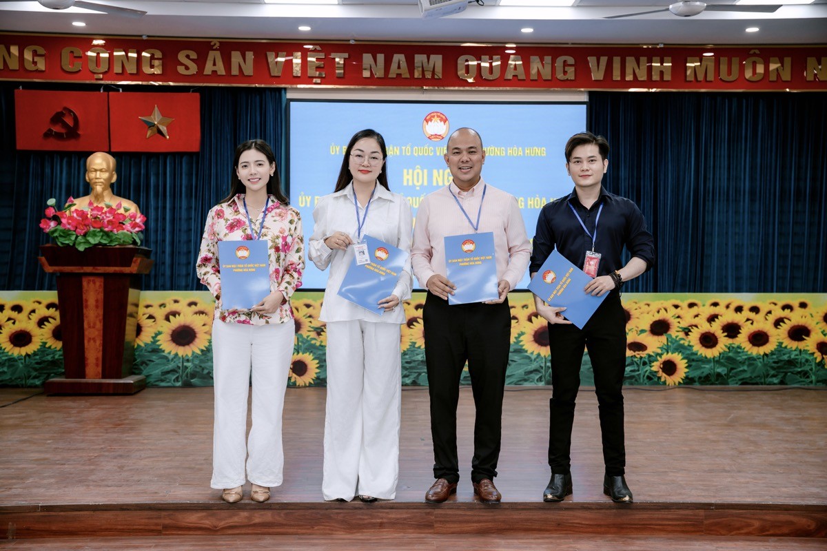Hoa hậu Hoàng Thanh Nga vinh dự được công nhận là Ủy viên UBMTTQ Việt Nam phường Hòa Hưng nhiệm kỳ 2025 - 2030