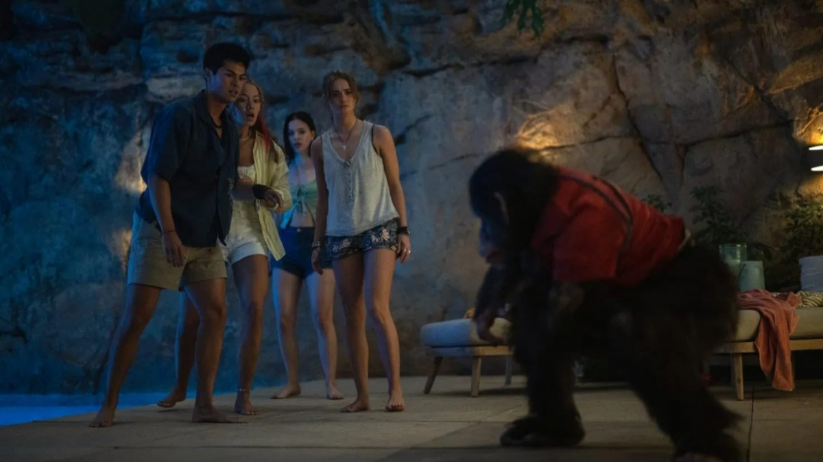 (Review) 'Primate': Khi kỷ nghỉ trở thành địa ngục hoang dã