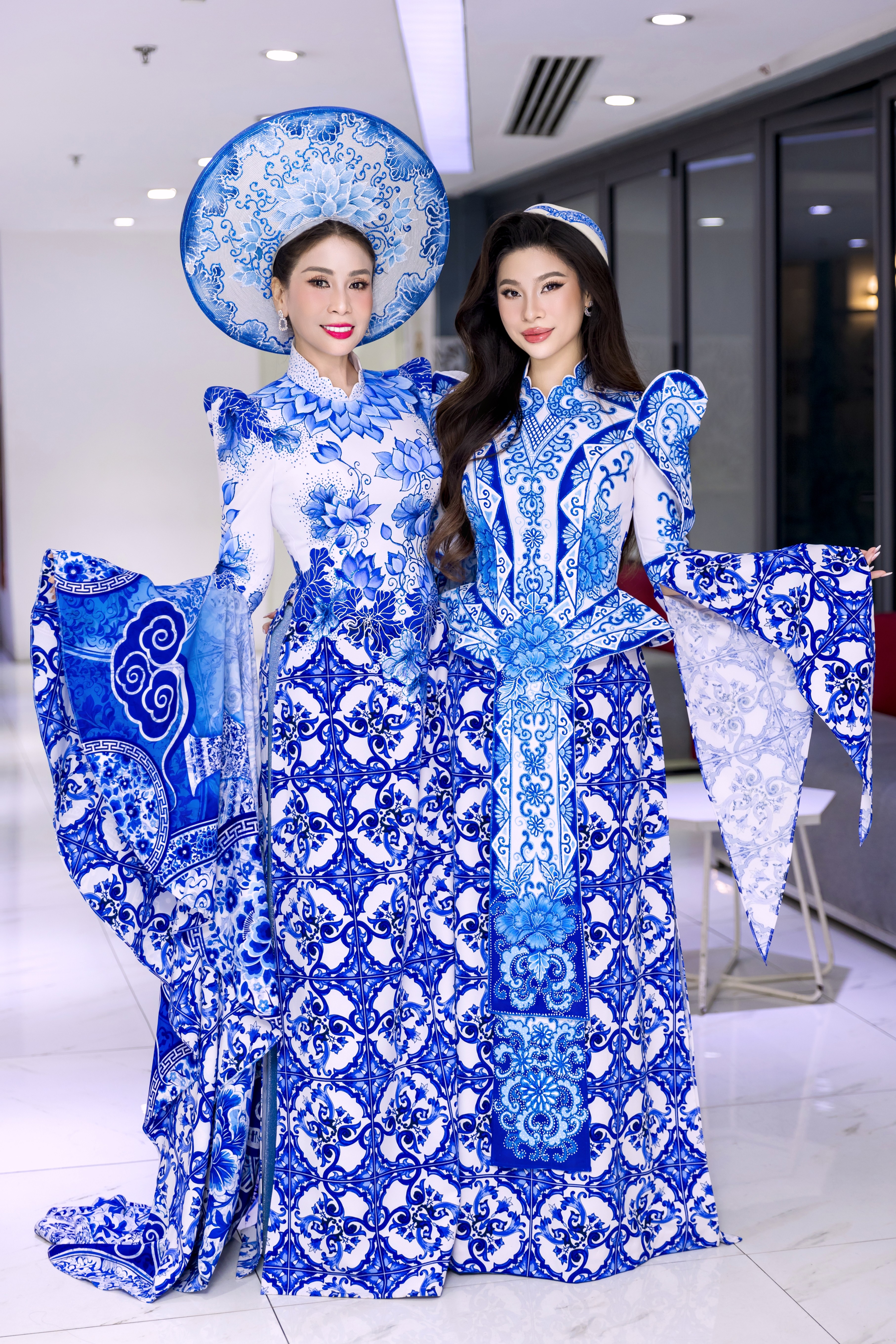 Lý Hương và con gái Jessica Lý: Thời trang áo dài xuân là kết nối cội nguồn