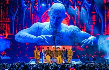 Stray Kids mang tour diễn kỷ lục 4.860 tỷ đồng lên màn ảnh rộng trong dự án phim Concert đầu tay