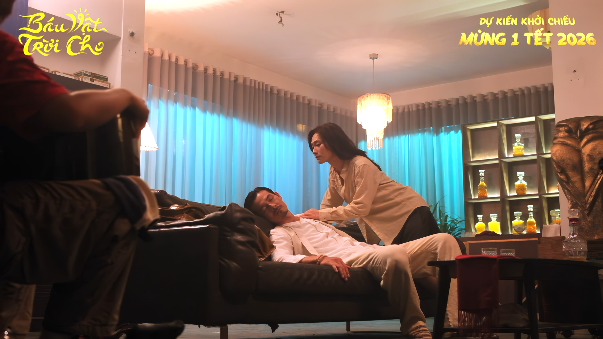 Đạo diễn Lê Thanh Sơn giải thích lý do dùng dao thật khi Phương Anh Đào xung đột cùng Quách Ngọc Ngoan trong 'Báu vật trời cho'