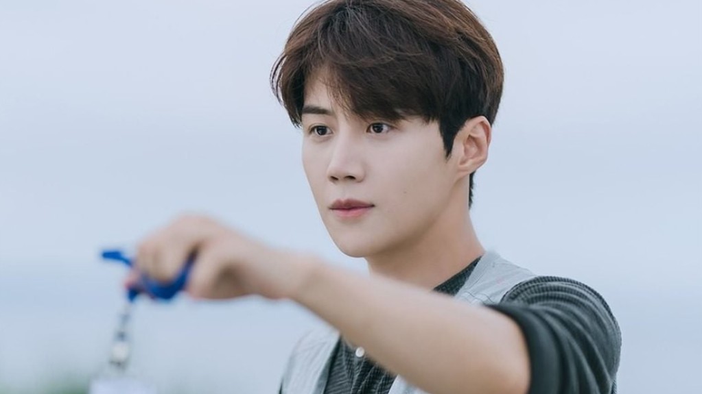 4 bộ phim giúp Kim Seon Ho trở thành 'chồng quốc dân'