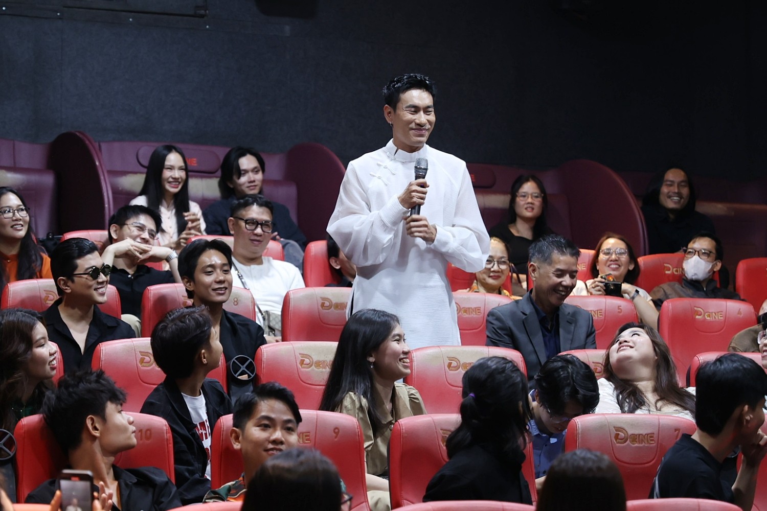 Dự án 'Pháo Hoa 2025' đong đầy cảm xúc, khơi sáng tiềm năng diễn xuất của cộng đồng điếc và khiếm thính tại Việt Nam