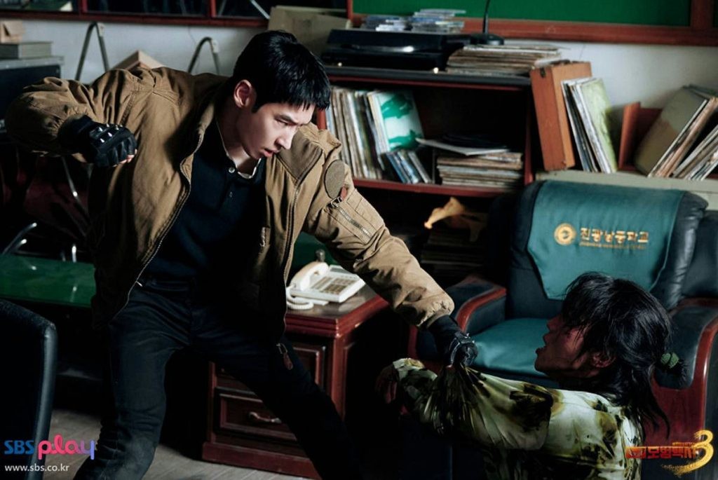 'Taxi Driver 3' gặt hái thành công: Mùa 4 sẽ được sản xuất?