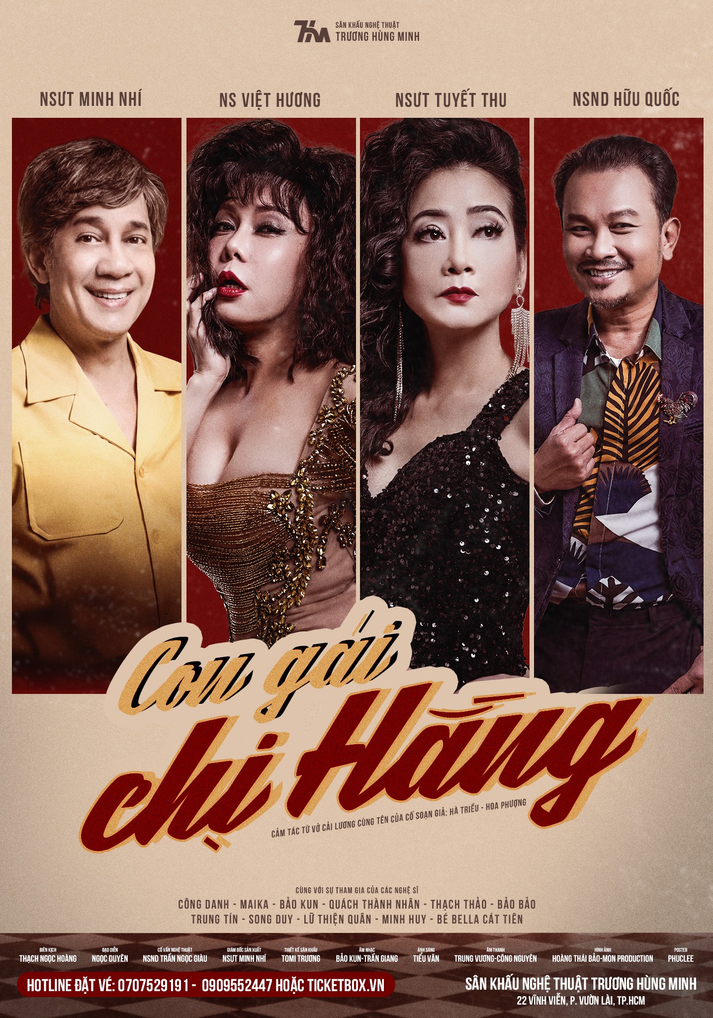 Vừa giành loạt giải thưởng điện ảnh, Việt Hương dành hết tâm huyết cho vở kịch 'Con gái chị Hằng'