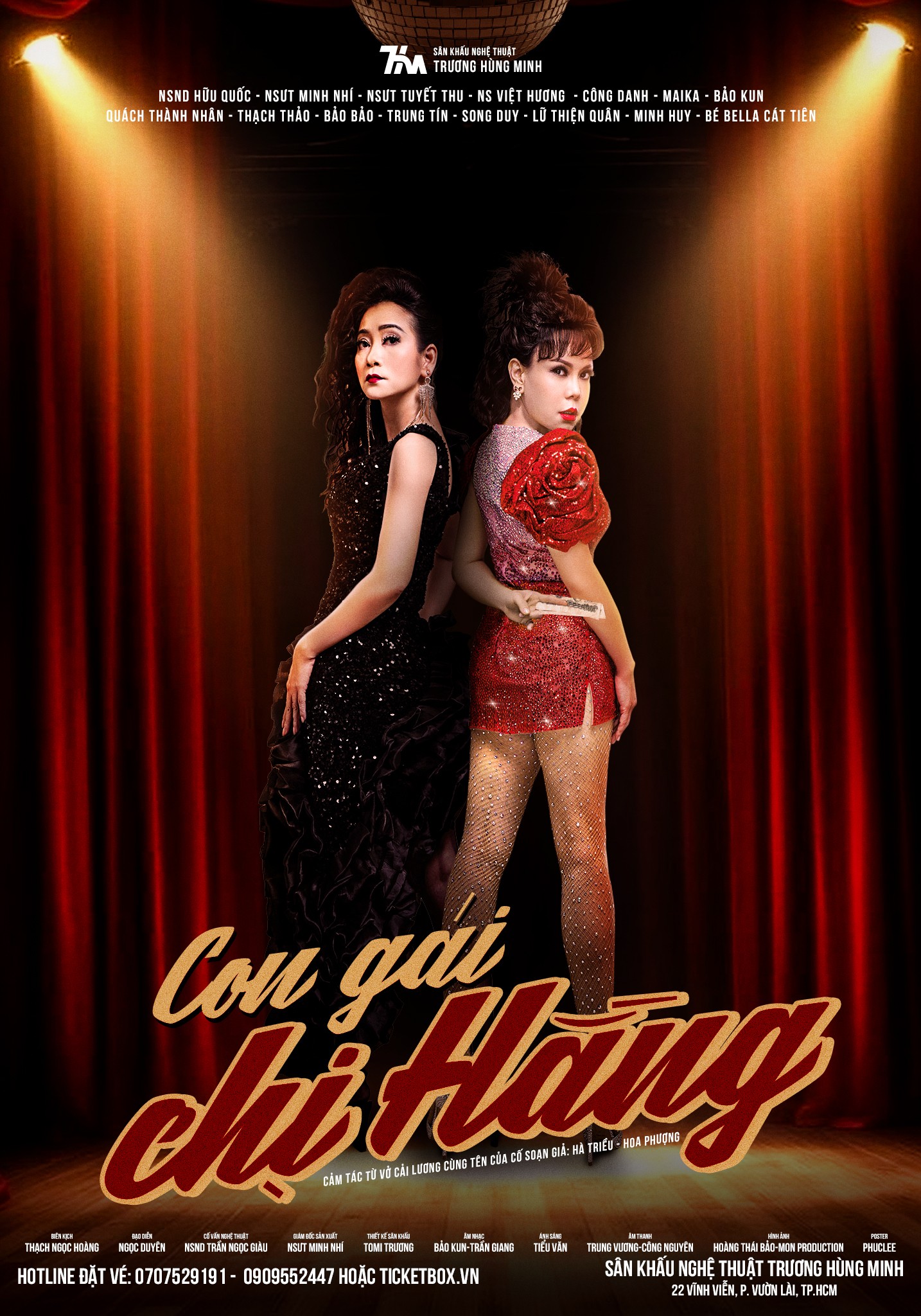 Vừa giành loạt giải thưởng điện ảnh, Việt Hương dành hết tâm huyết cho vở kịch 'Con gái chị Hằng'