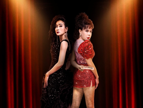 Vừa giành loạt giải thưởng điện ảnh, Việt Hương dành hết tâm huyết cho vở kịch 'Con gái chị Hằng'