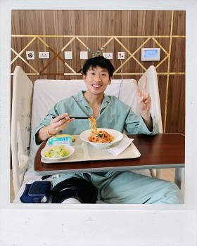 Tuấn Trần phẫu thuật nối dây chằng thành công, hẹn fan ở buổi premiere 'Báu vật trời cho'