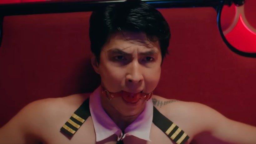 Bình An gây sốt với cảnh quay lạ nhất sự nghiệp trong phim giờ vàng