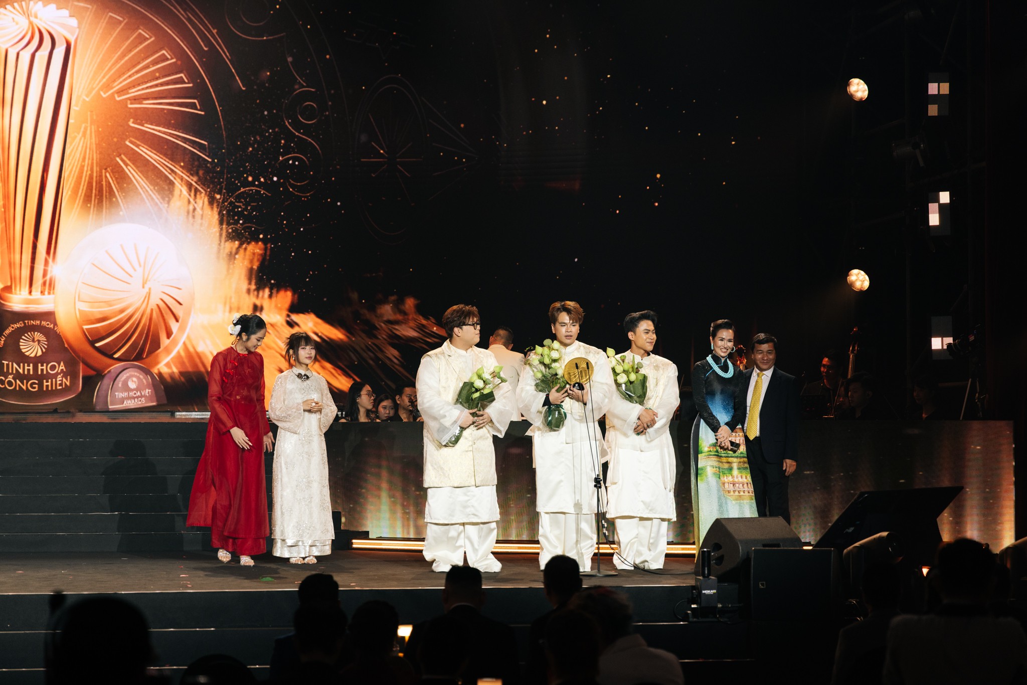 DTAP và cách âm nhạc chính luận tìm được đời sống đại chúng