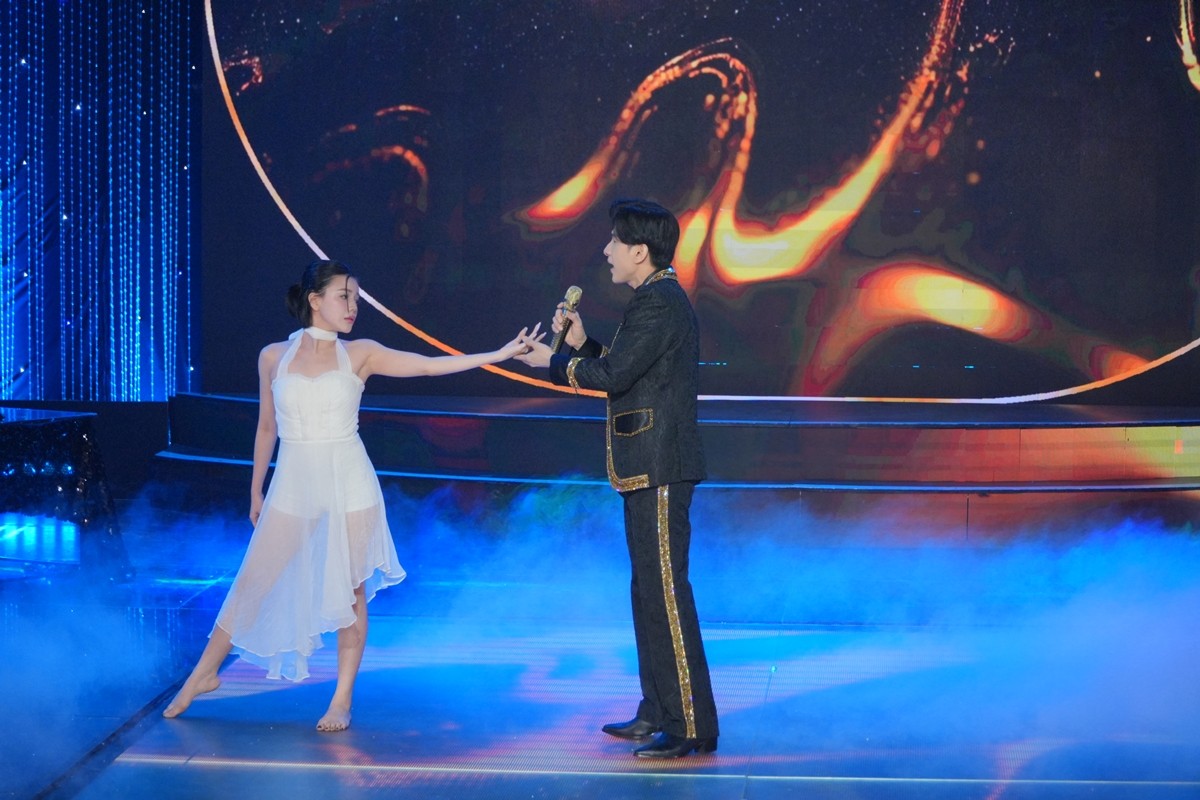 Đan Trường nói gì khi cover ca khúc đang gây bão trên mạng xã hội?