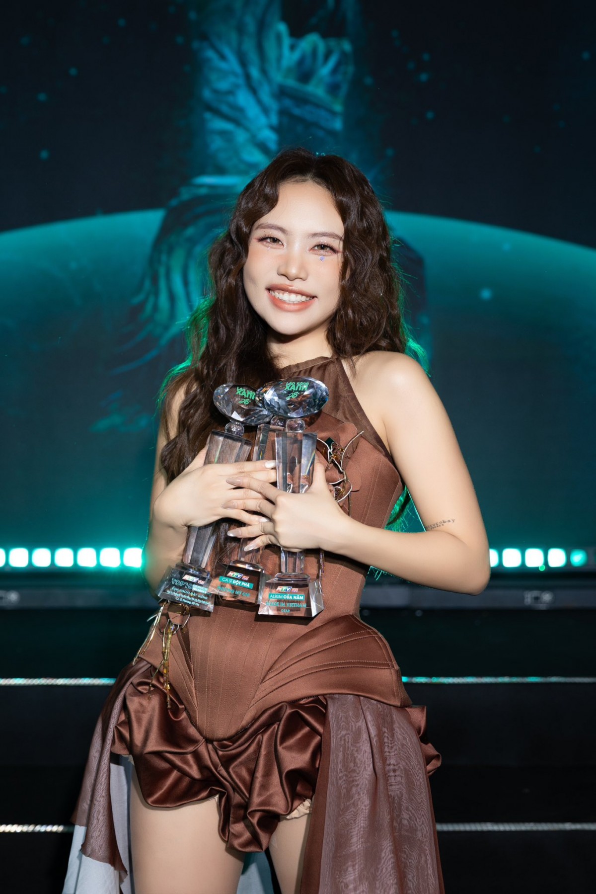 Phim 18+365 days tiếp tục tung trailer phần 2 đầy nóng bỏng, dân