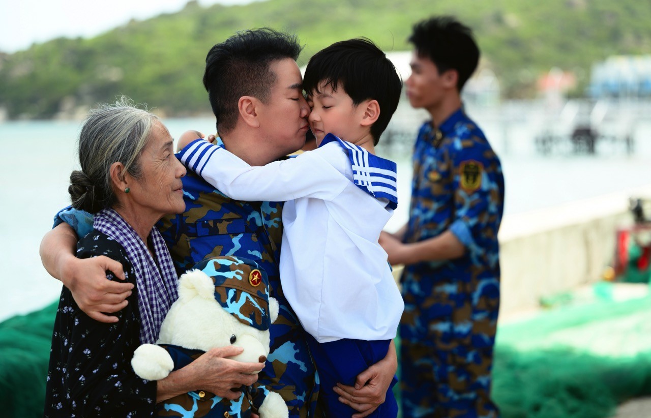 Đàm Vĩnh Hưng ra mắt MV 'Xuân của lính xa nhà' tri ân sự hy sinh thầm lặng của những người chiến sĩ