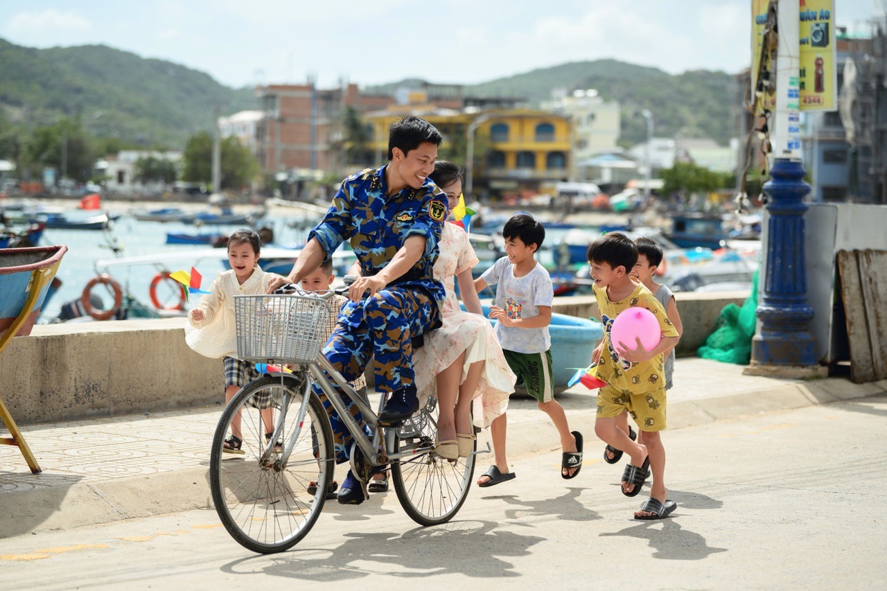 Đàm Vĩnh Hưng ra mắt MV 'Xuân của lính xa nhà' tri ân sự hy sinh thầm lặng của những người chiến sĩ