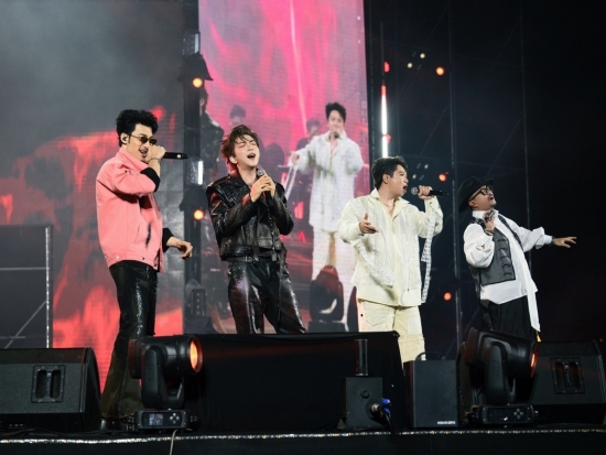 4 Anh tài làm đêm nhạc như concert: Tăng Phúc hát rock, Hà Lê làm mới 'Diễm xưa' của nhạc sĩ Trịnh Công Sơn