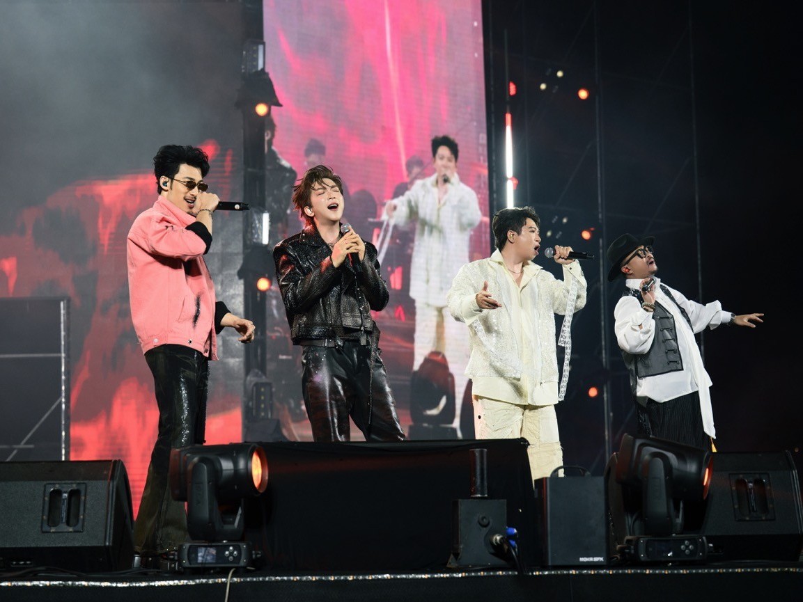 4 Anh tài làm đêm nhạc như concert: Tăng Phúc hát rock, Hà Lê làm mới 'Diễm xưa' của nhạc sĩ Trịnh Công Sơn