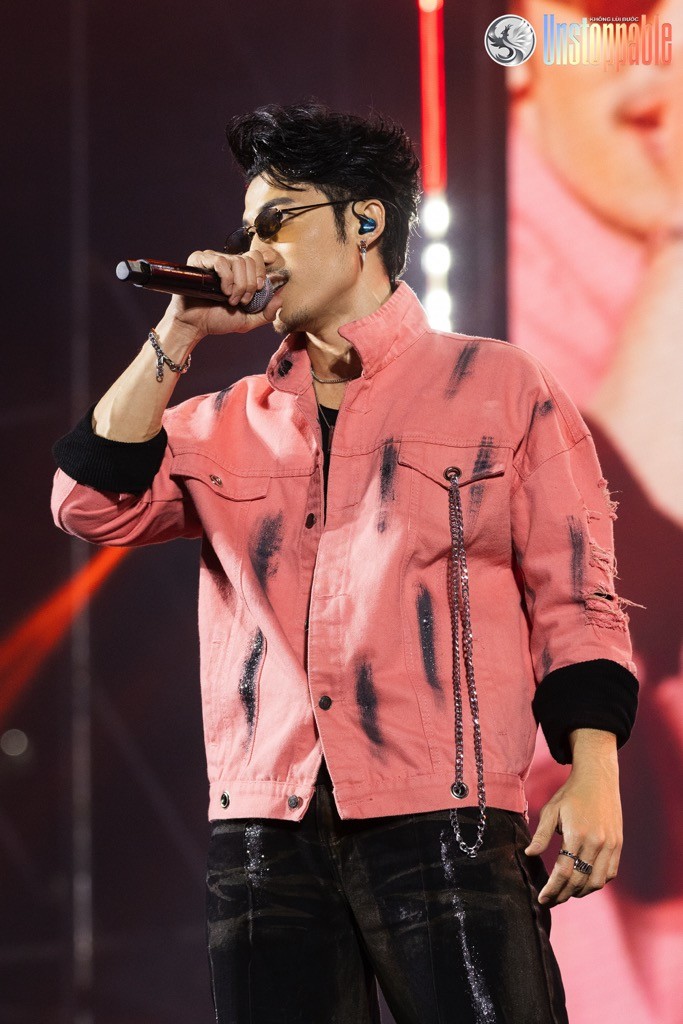 4 Anh tài làm đêm nhạc như concert: Tăng Phúc hát rock, Hà Lê làm mới 'Diễm xưa' của nhạc sĩ Trịnh Công Sơn